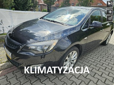 Opel Astra J Klimatronic x2 / Podgrzewane fotele + kierownica / Tempomat / 6 Bieg-1