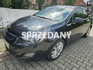 Opel Astra J Klimatronic x2 / Podgrzewane fotele + kierownica / Tempomat / 6 Bieg
