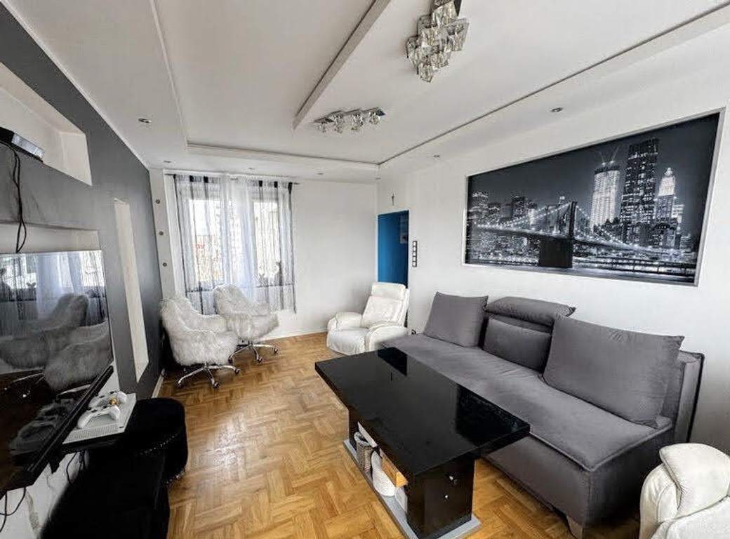 Józefowiec ul. Józefowska ⭐63 m 2//3 pok+balkon // po remoncie / winda