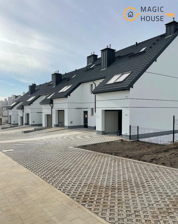 Dom w zabudowie szeregowej BOLSZEWO – pohled 5