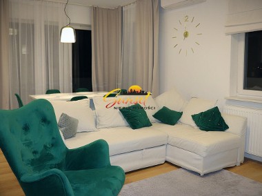 Eleganckie Mieszkanie pow. 81m², 4 pokoje, Taras-1