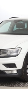 Volkswagen Tiguan , Salon Polska, Klimatronic, Tempomat, Parktronic-3