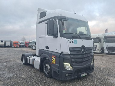 Mercedes-Benz Actros-1