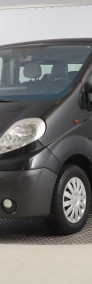 Opel Vivaro , L1H1, 9 Miejsc-3