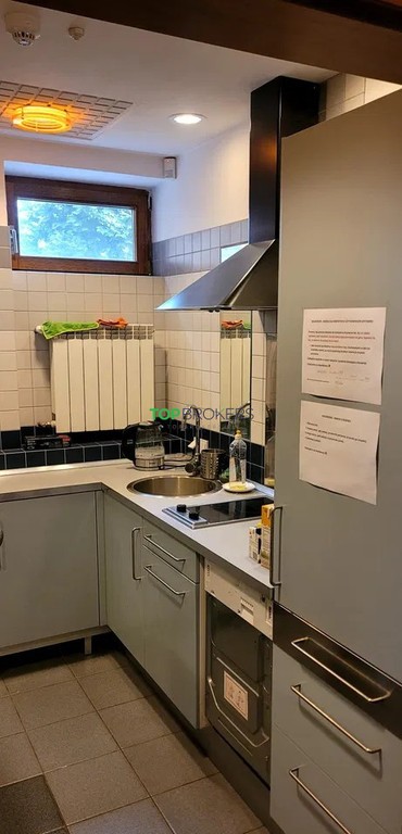 Przestronny lokal, klima, niezależne ogrzewanie – pohled 3