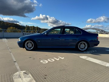BMW E39 LIFT BENZYNA +GAZ KOLOR TOPASBLAU