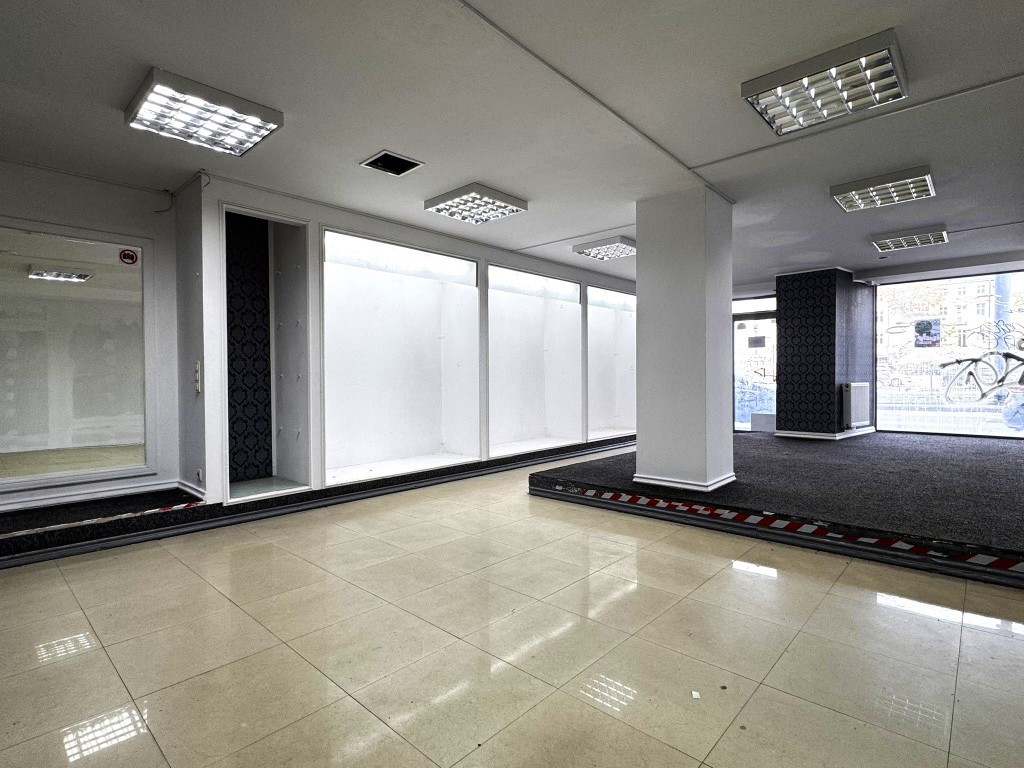 Lokal Usługowo-Handlowy 80 m² z Witryną niedaleko Manufaktury - Widok 6