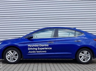 Hyundai Elantra V iv-2016-1