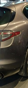 Alfa Romeo Stelvio rabat: 28% (76 100 zł)-4