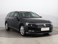 Volkswagen Passat B8 , Skóra, Navi, Klimatronic, Tempomat, Parktronic,