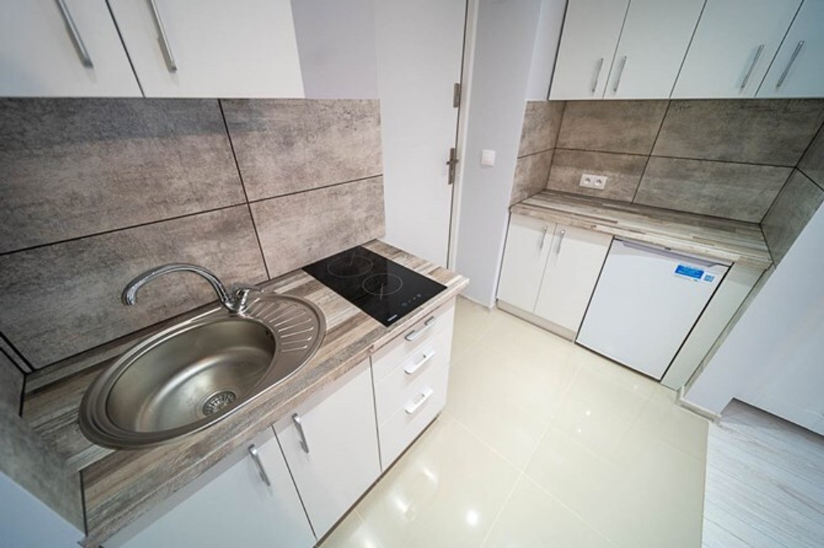 Piotrkowska 21B, Centrum, jasna kawalerka - Widok 4