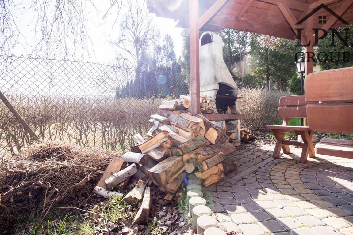 Dom wolnostojący z sauną i kortem tenisowym – pohled 3
