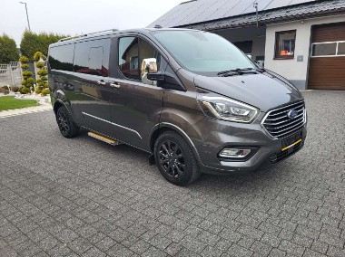 Ford Tourneo-1