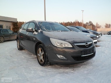 Opel Astra J 1.7CDTi.Serwisowany.-1