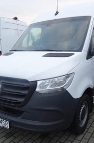 Mercedes-Benz Sprinter-2