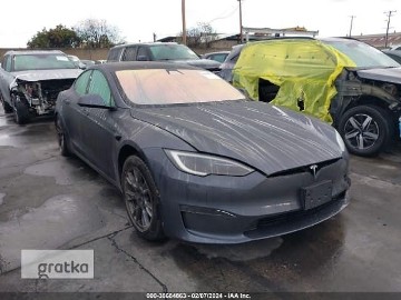 Tesla Model S DUAL MOTOR ALL-WHEEL DRIVE