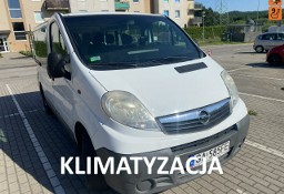 Opel Vivaro I 9 osobowy, nawiewy na tył, przegląd na rok, czujniki, 6 biegów, klim