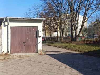 Garaż murowany 20m2 i 54m2 gruntu na ul.PCK (boczna Piłsudskiego)-1