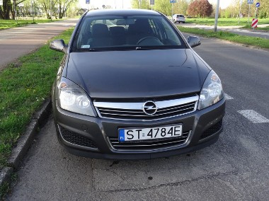 Sprzedam Opel Astra H Classic 1.6 115 KM - pierwszy właściciel-1