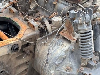 Fendt 712 716 Vario Dyferencjał Tylny Atak CZĘŚCI 72497642 716151050020-1