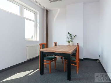 Lokal biurowy w okolicy ul. Brożka 52 m2-1