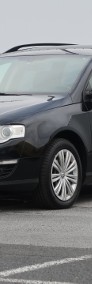 Volkswagen Passat B6 , Klimatronic, Tempomat, Podgrzewane siedzienia-3