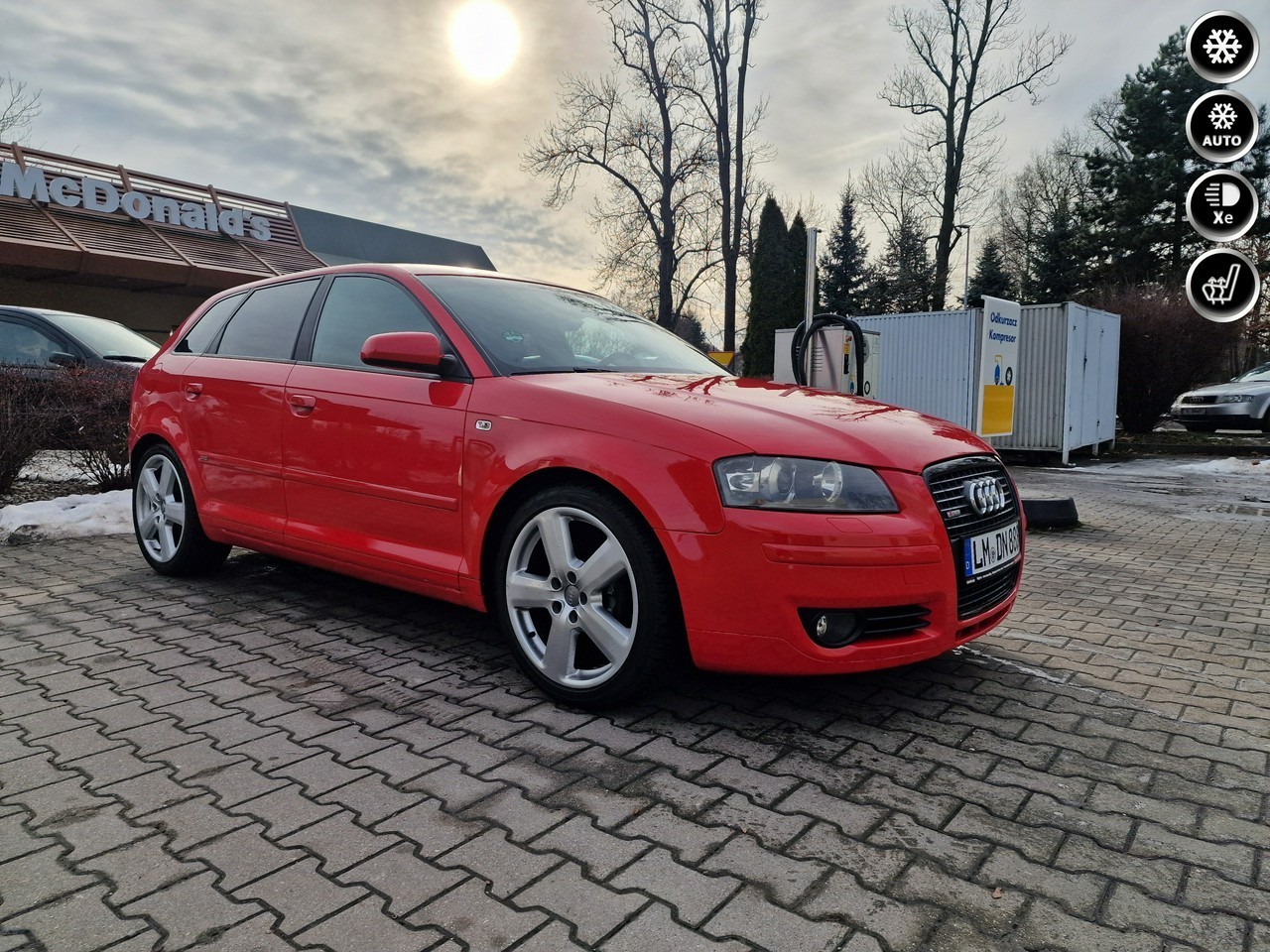 Audi A3 II (8P) Audi A3 2.0 TDI Sportback DPF S line Sportpaket plus