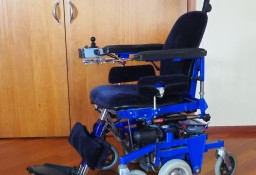 Wózek inwalidzki elektryczny wielofunkcyjny z windą