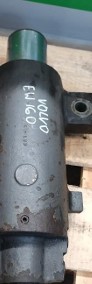 Volvo EW 160B {Cylinder hydrauliczny mostu napędowego}-3