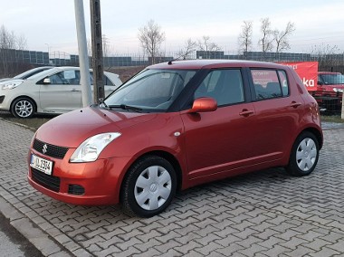 Suzuki Swift IV Bardzo zadbany/Niski przebieg/Sprowadzony z Niemiec/Super stan !!-1