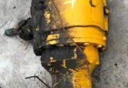 JCB 3 CX - Przedni Most [STARY TYP]