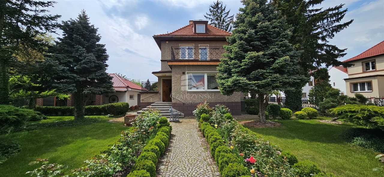 PONIEMIECKA WILLA 158m2 NA DZIAŁCE 707m2 GARAŻ