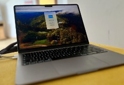 Apple Macbook Air M2 2022 8/256 jak nowy bateria 100%