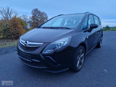 Opel Zafira C-1