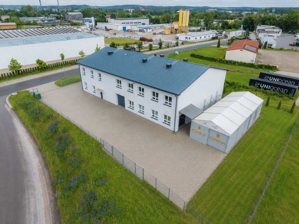 Hala produkcyjno‑magazynowa z biurami i mieszkanie - Widok 2
