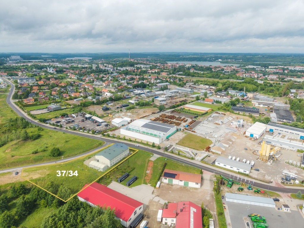 Hala produkcyjno‑magazynowa z biurami i mieszkanie - Widok 6