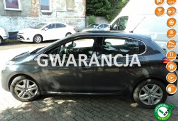 Peugeot 208 I sprzedam peugeota 208 z 16r nowiutki akumulator zakupiony
