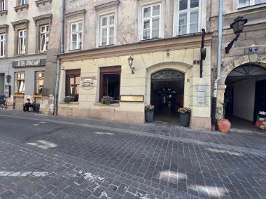 Piwnica do adaptacji 80,1 m2 Kraków Stare Miasto, ul. Gołębia 4-1