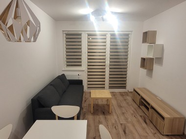 Nowe mieszkanie 34,5 m2,   2 pokoje, miejsce postojowe w cenie,  ul. Żelazna -1