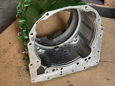 John Deere 6910 Obudowa Skrzyni Power Quad Powrquad R134710-1