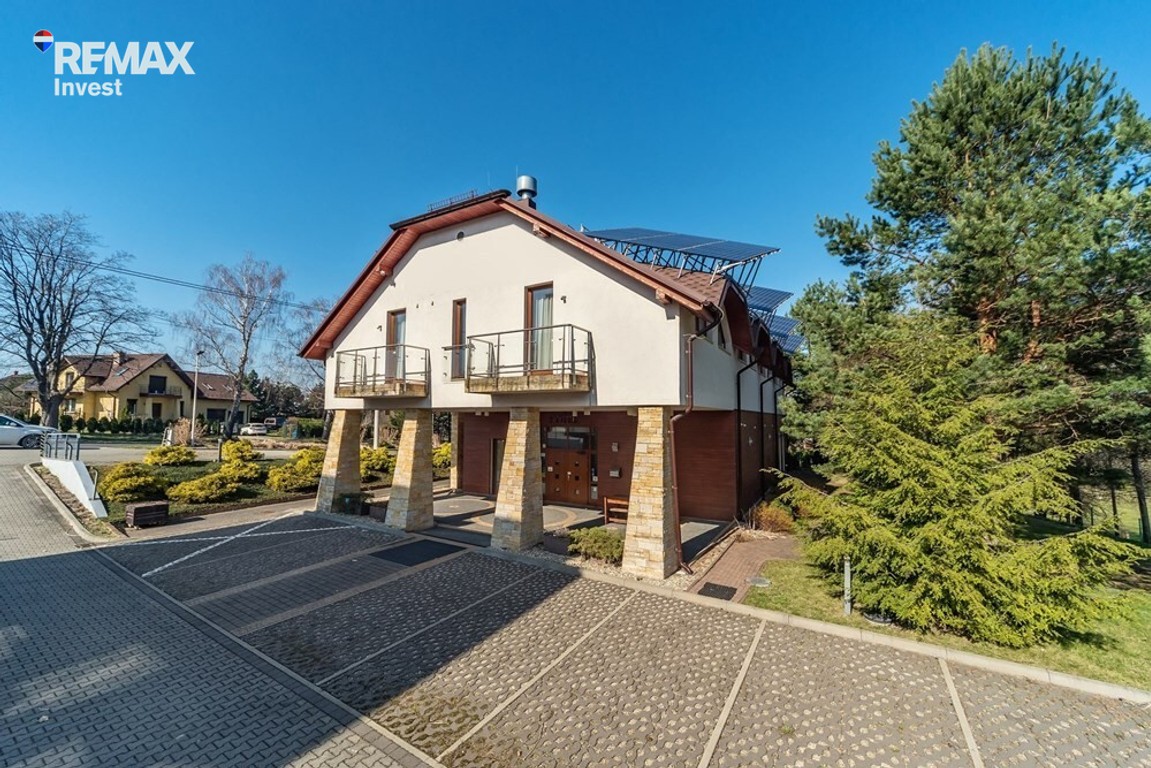 Obiekt hotelowo-restauracyjny w Bielsku Białej - Widok 3