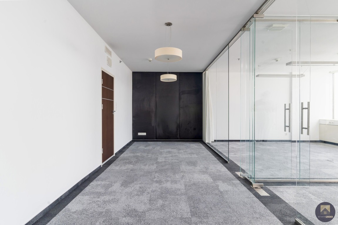 Biura w Topowej Lokalizacji w Centrum - Widok 4