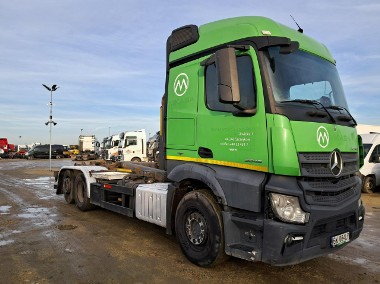 Mercedes-Benz actros-1