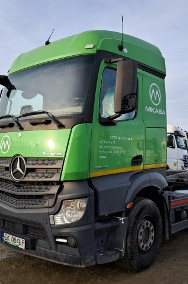 Mercedes-Benz actros-2