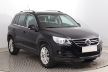 Volkswagen Tiguan , Navi, Xenon, Bi-Xenon, Klimatronic, Tempomat, Parktronic,