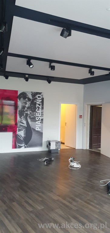 lokal 60 m² centrum Piaseczna 4300zł – pohled 3