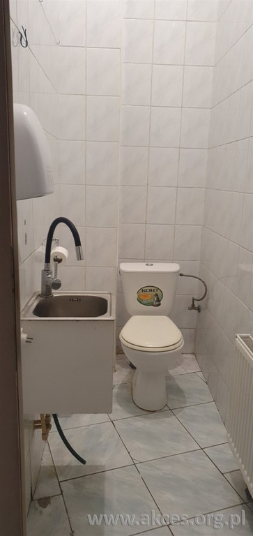 lokal 60 m² centrum Piaseczna 4300zł – další