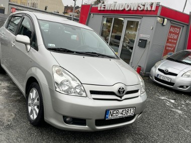 Toyota Corolla Verso III 1.8 Benzyna Moc 129KM 7-Osobowy-1