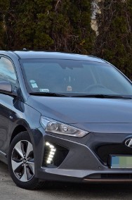 Hyundai Ioniq-2