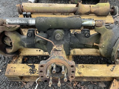 Fendt 209F - zwrotnica mostu przedniego prawa F260310020310-1